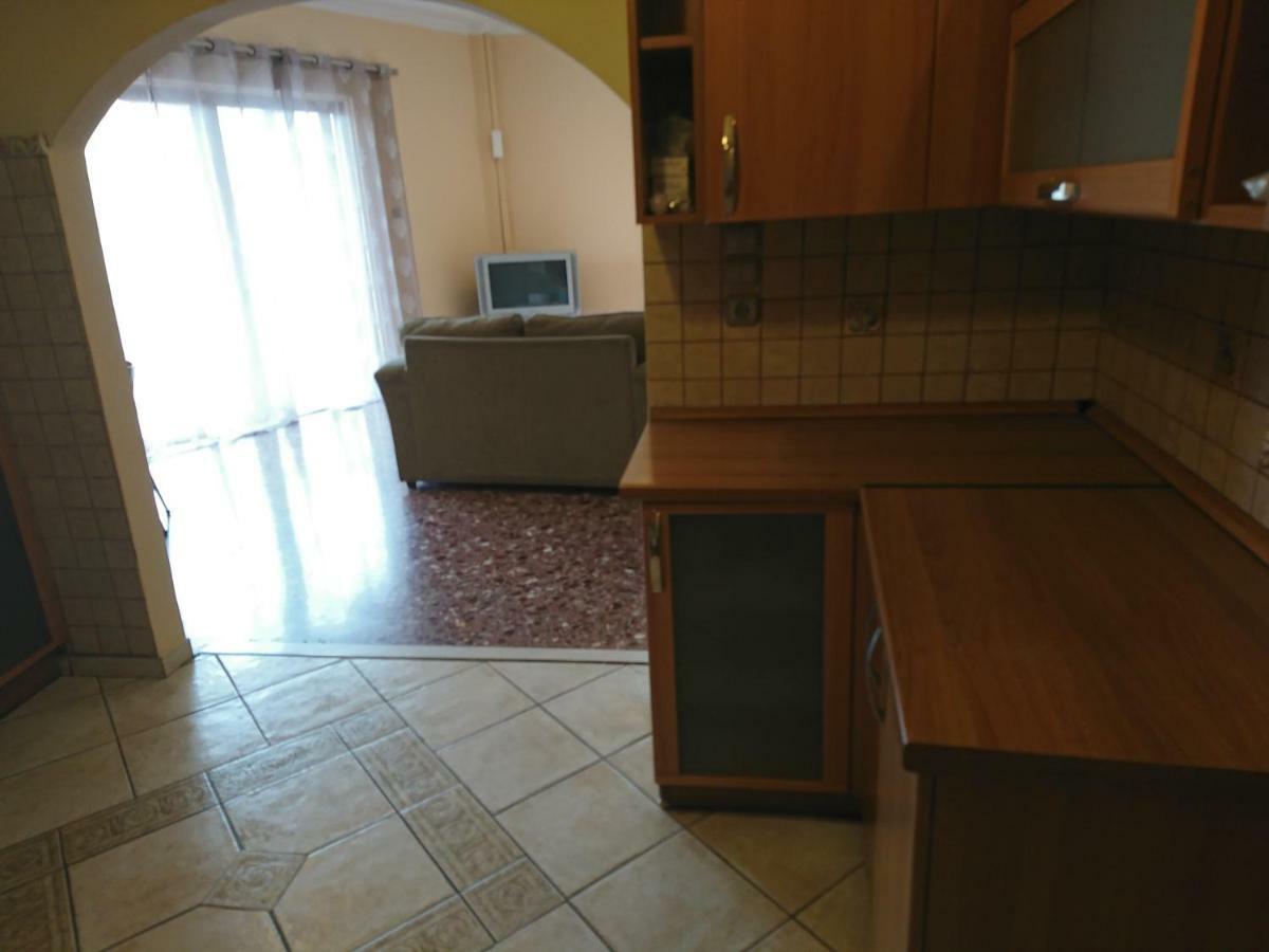 Lägenhet på 90 m² i Pagrati, med 2 sovrum och 1 badrum  Aten Exteriör bild